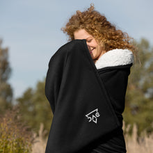 Load image into Gallery viewer, DAG Gear Premium sherpa blanket